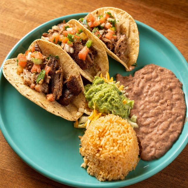 Tacos De Carnitas.